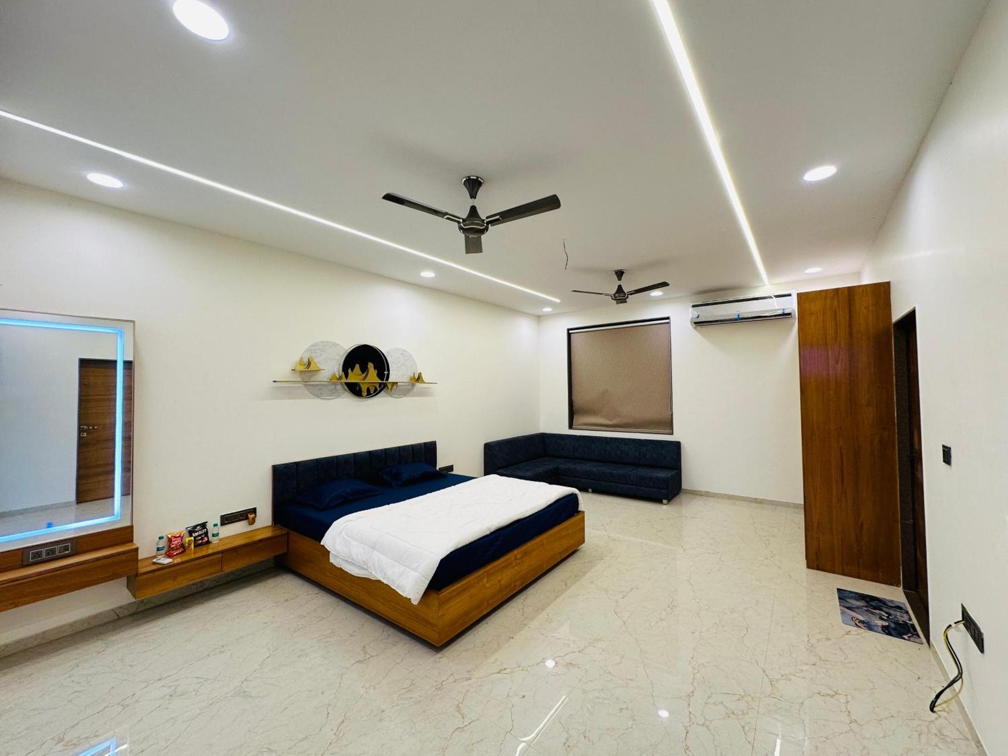 Karmabhumi 1 Villa Sātej Buitenkant foto
