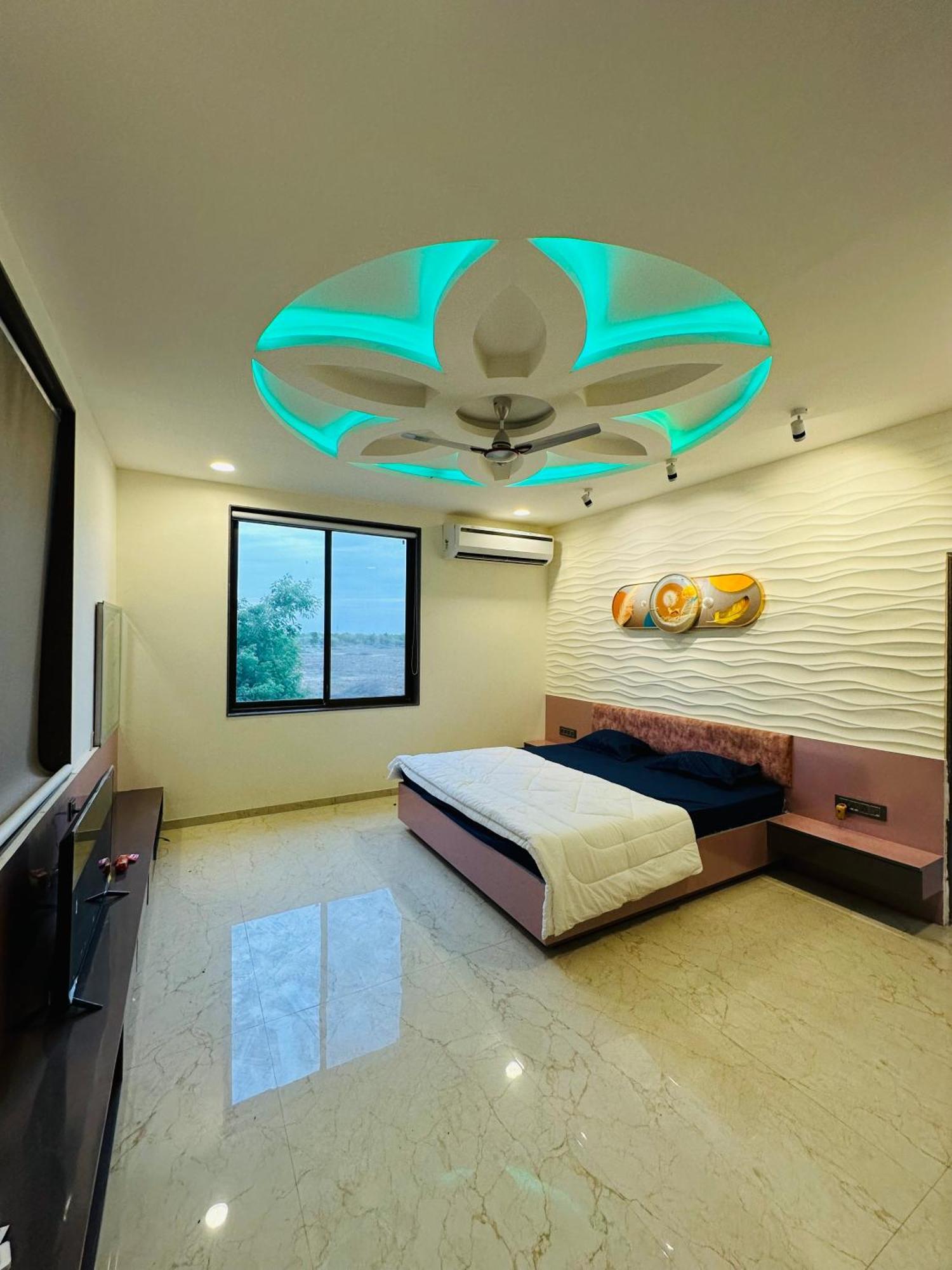 Karmabhumi 1 Villa Sātej Buitenkant foto